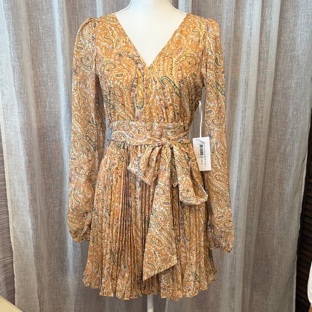 NWT Rose & Velvet Mustard Paisley Dress - Size S - Picture 2 of 16
